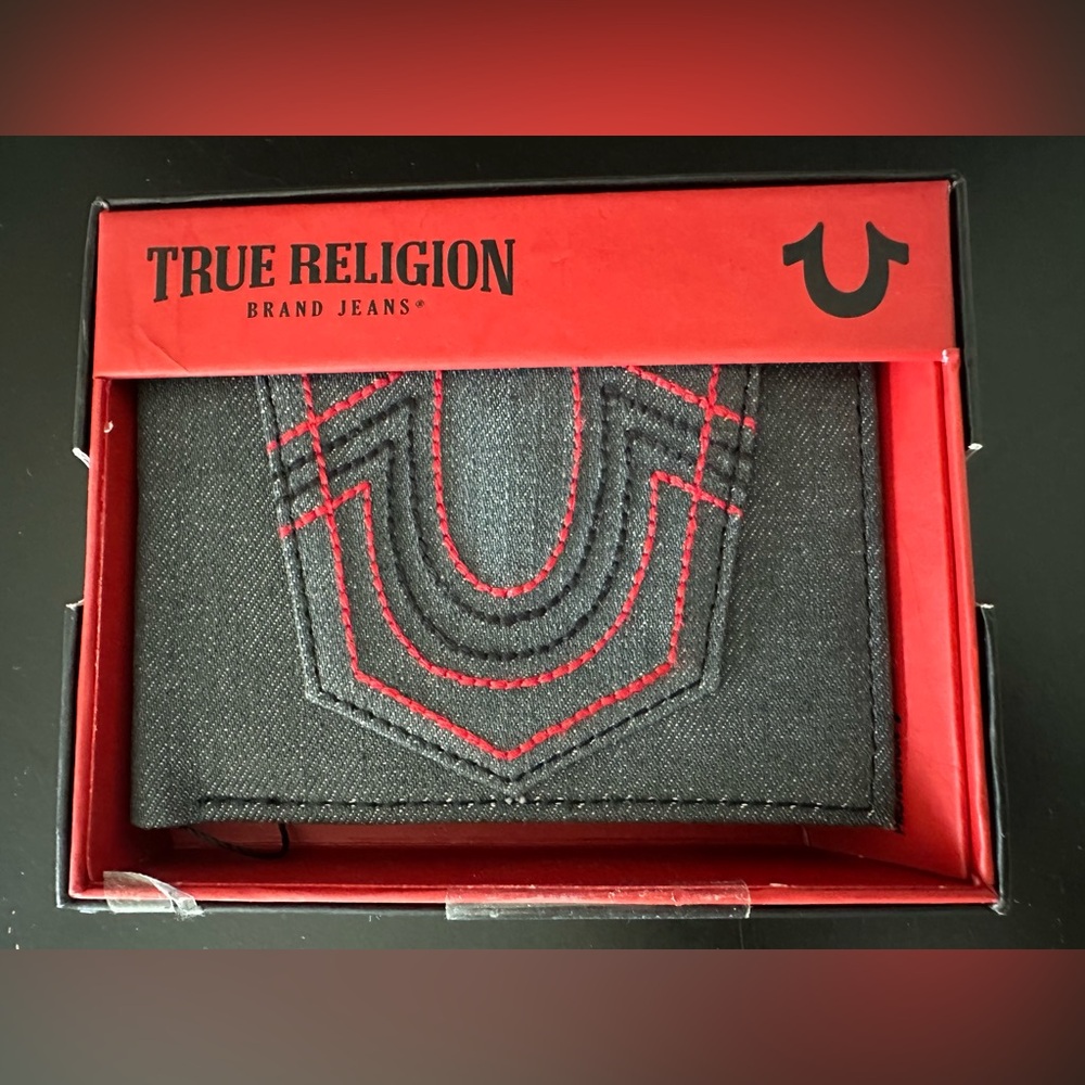 🆕True Religion Leather Wallet